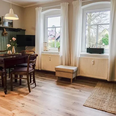 아파트 Urlaubsfreude Biedermann Haus Gluecksstein Smaragd 바트샨다우